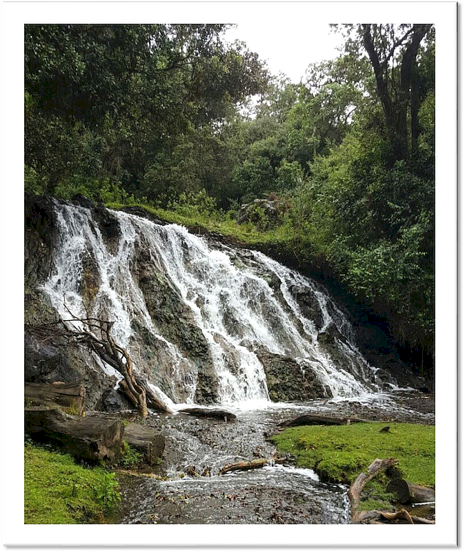 Mt Meru waterfall